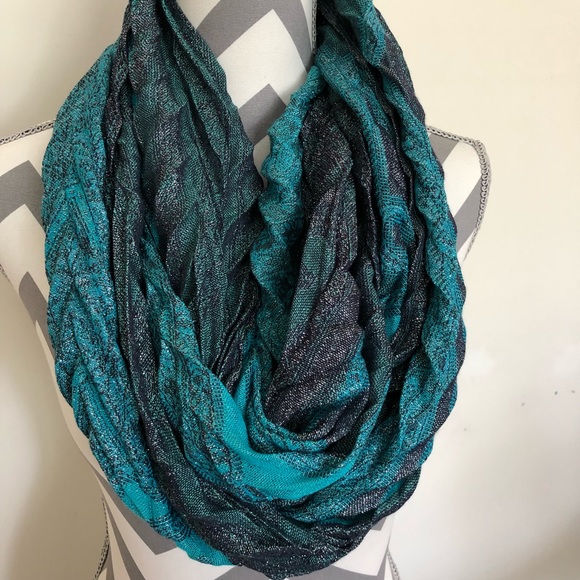 Infinity Scarf - Picture 2 of 2